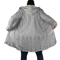 Niue White Sunday Cloak Tapu Fanau Ia Puakenikeni Hiapo Pattern - Polynesian Pride
