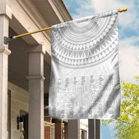 Niue White Sunday Garden Flag Tapu Fanau Ia Puakenikeni Hiapo Pattern - Polynesian Pride