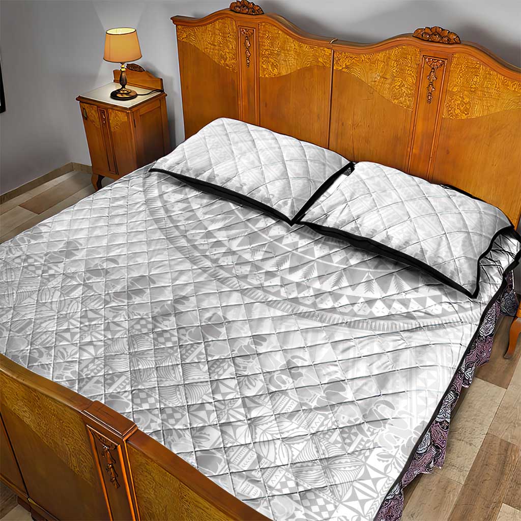 Niue White Sunday Quilt Bed Set Tapu Fanau Ia Puakenikeni Hiapo Pattern - Polynesian Pride