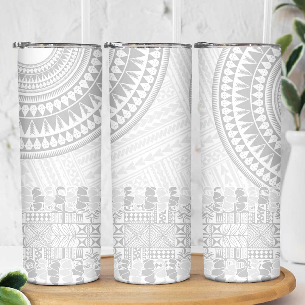 Niue White Sunday Skinny Tumbler Tapu Fanau Ia Puakenikeni Hiapo Pattern LT14 - Polynesian Pride