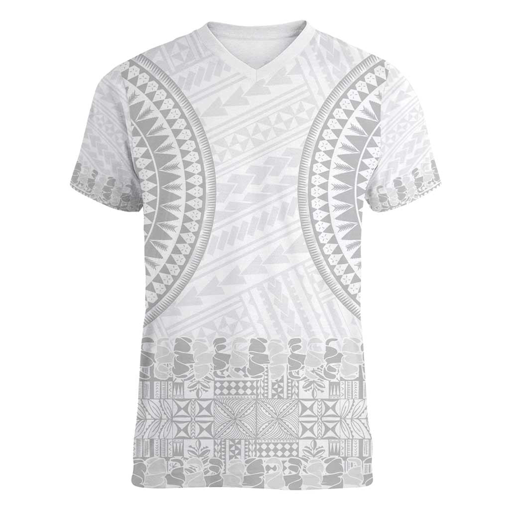 Niue White Sunday Women V-Neck T-Shirt Tapu Fanau Ia Puakenikeni Hiapo Pattern LT14 Female White - Polynesian Pride
