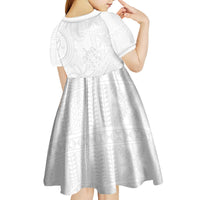 Tapu Fanau Ia Niue Kid Short Sleeve Dress Happy White Sunday Unique Hiapo - Polynesian Pride