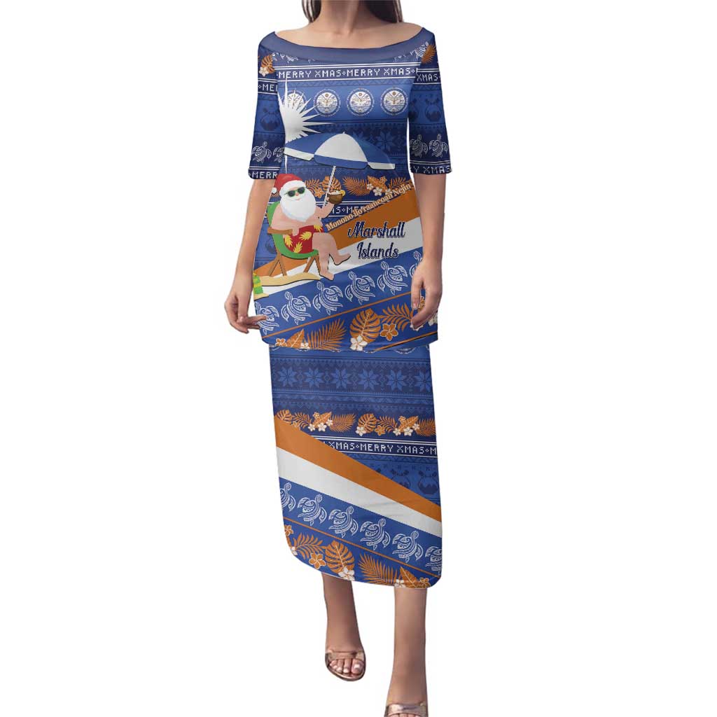 Marshall Islands Christmas Family Matching Puletasi and Hawaiian Shirt Beachy Santa Monono ilo raaneoan Nejin LT14 Mom's Dress Blue - Polynesian Pride