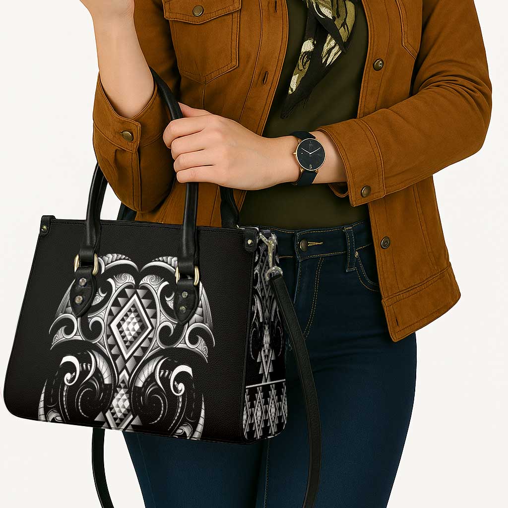 Black Ngaru Taniko With Aotearoa Maori Tattoo Leather Bag - Polynesian Pride