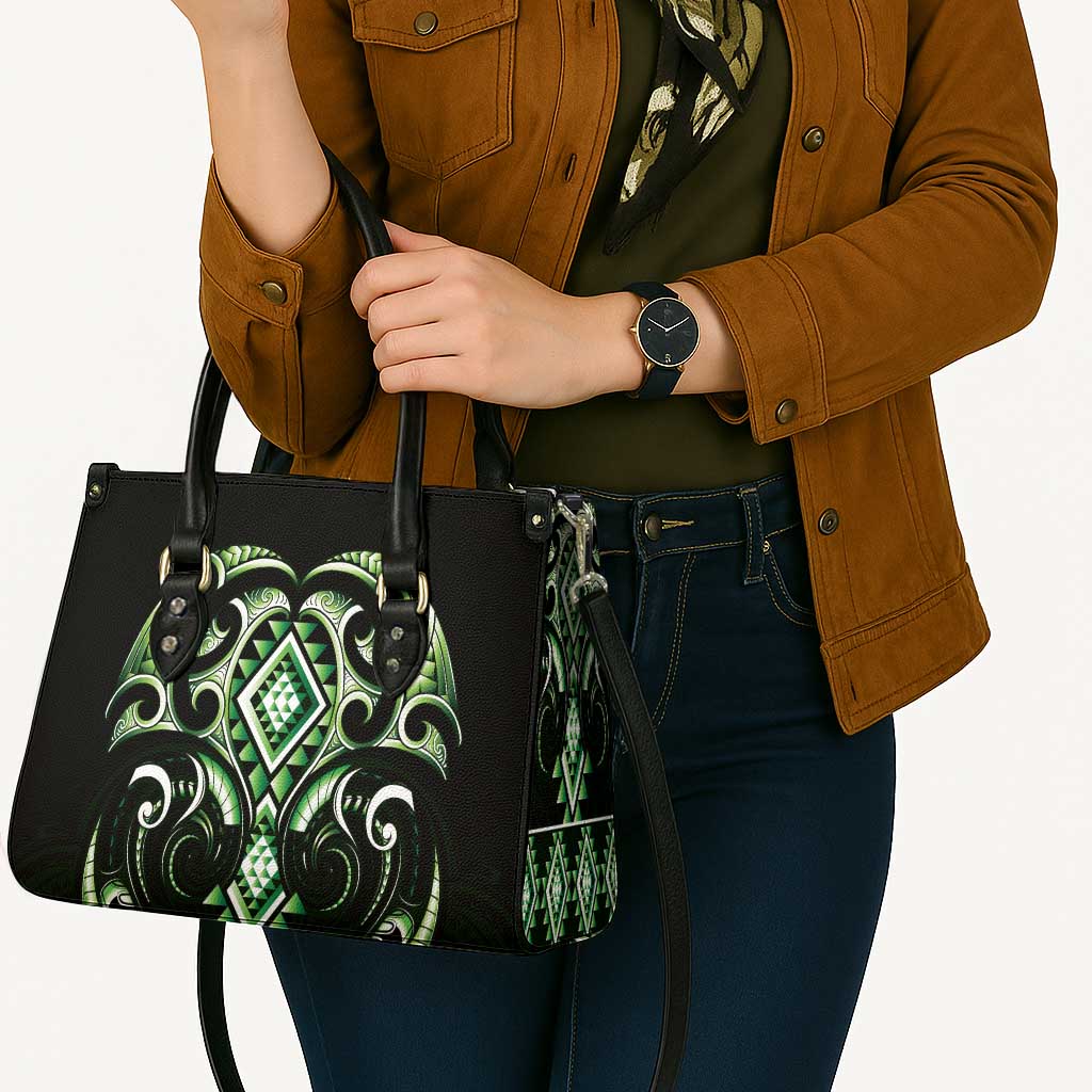 Green Ngaru Taniko With Aotearoa Maori Tattoo Leather Bag - Polynesian Pride