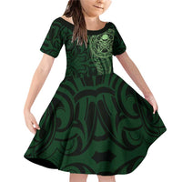 New Zealand Skull Darts Family Matching Off Shoulder Short Dress and Hawaiian Shirt Aotearoa Maori Chest Tattoo Stylized Green LT14 Daughter's Dress Green - Polynesian Pride