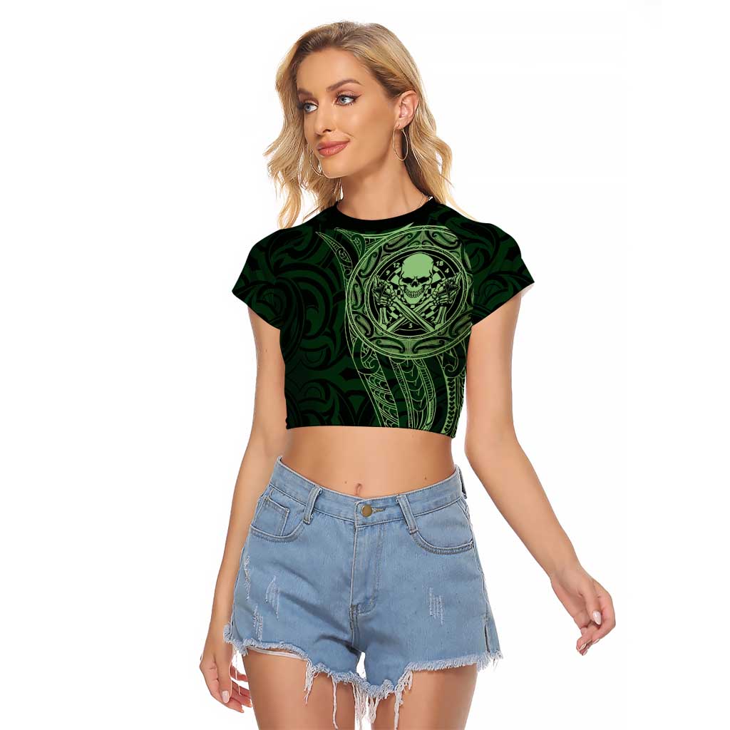 New Zealand Skull Darts Raglan Cropped T Shirt Aotearoa Maori Chest Tattoo Stylized Green - Polynesian Pride