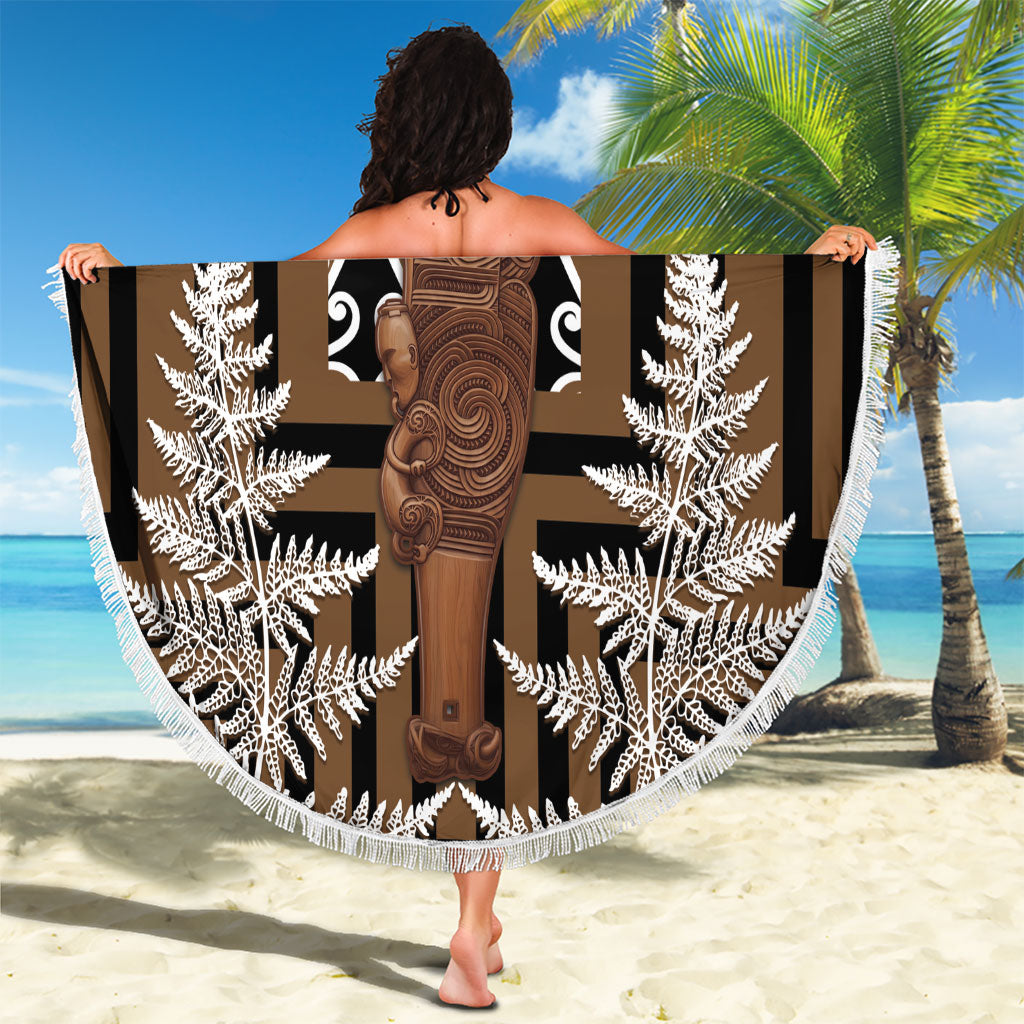 Wahaika New Zealand Beach Blanket Maori Weapon Kowhaiwhai Fern Poutama Motifs