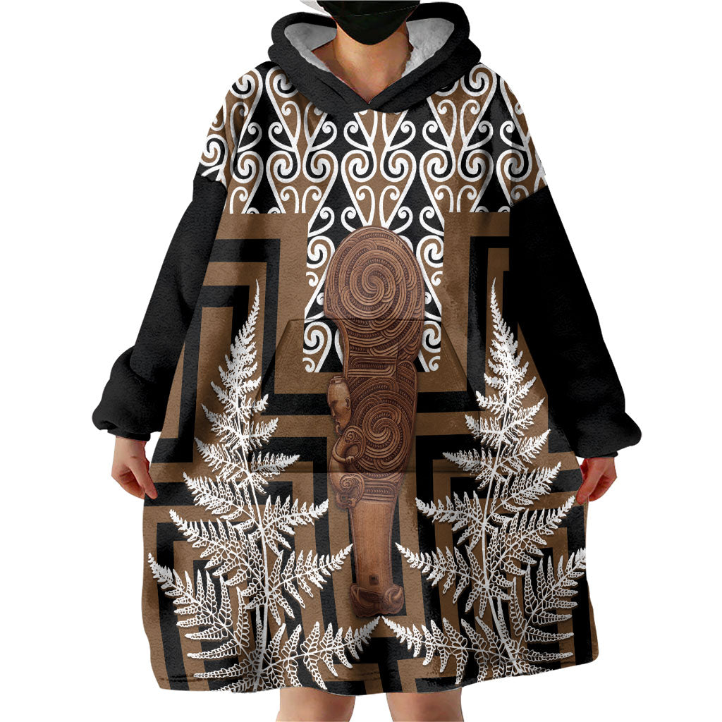 Wahaika New Zealand Wearable Blanket Hoodie Maori Weapon Kowhaiwhai Fern Poutama Motifs