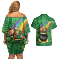 Hawaii Saint Patrick's Day Couples Matching Off Shoulder Short Dress and Hawaiian Shirt Funny Leprechaun With Pot Of Gold - Polynesian Tattoo LT14 - Polynesian Pride