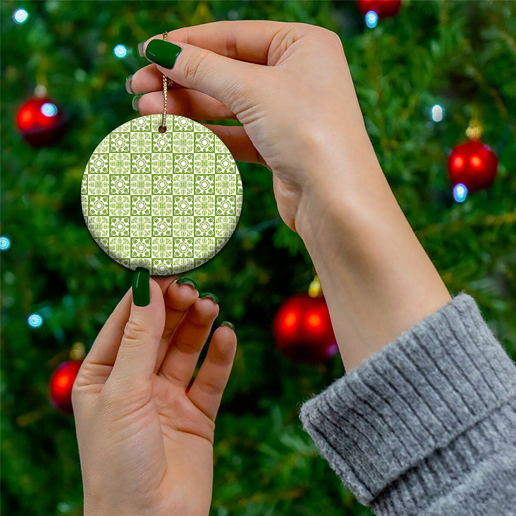 Omaomao Palaka Quilt Hawaii Ceramic Ornament Hawaiian Tropical Monstera Sea Turtle