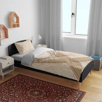 Mauri Ribaberiki Kiribati Bedding Set Cowrie Shells Lei Palm Leaf Weaving