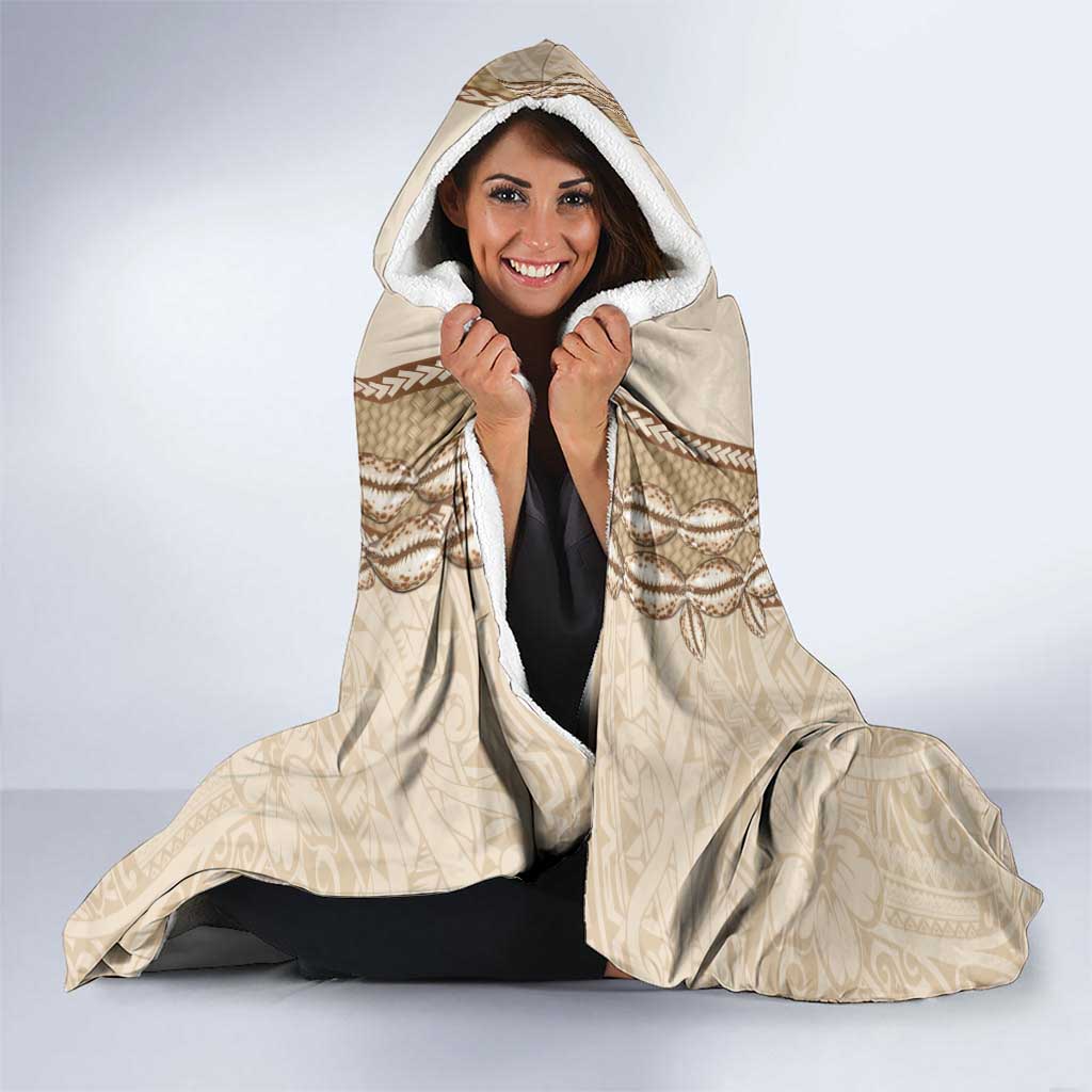 Mauri Ribaberiki Kiribati Hooded Blanket Cowrie Shells Lei Palm Leaf Weaving