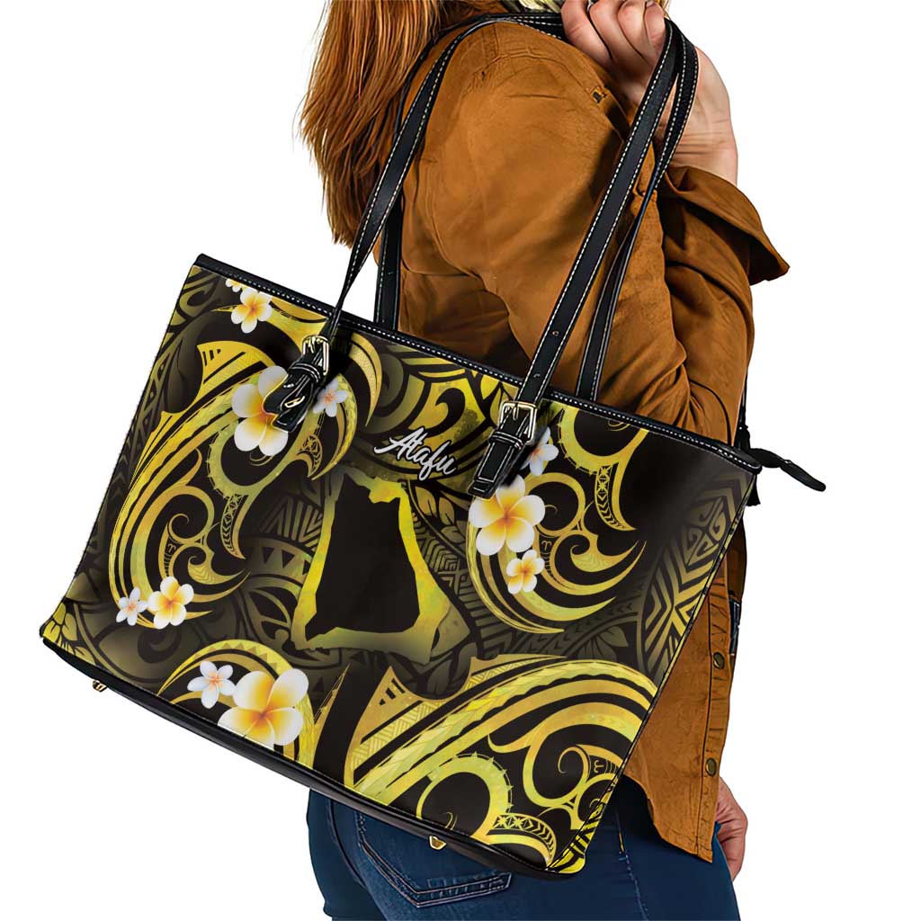 Tokelau Atafu Atoll Leather Tote Bag Polynesian Tattoo Plumeria With Map LT14 - Polynesian Pride