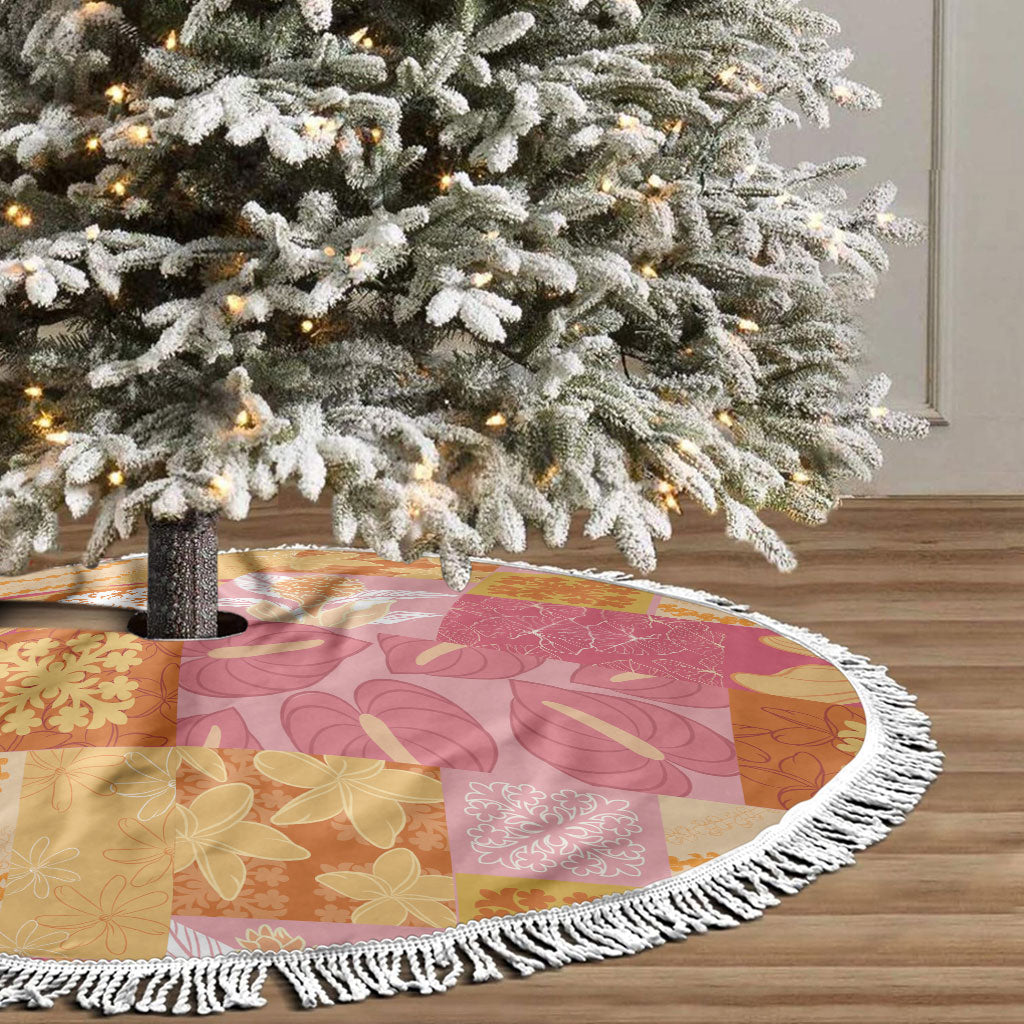 Aloha Hawaii Quilt Floral Patchwork Style Tree Skirt