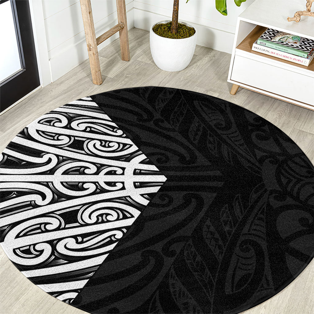 Black New Zealand Puhoro Maori Tattoo Round Carpet