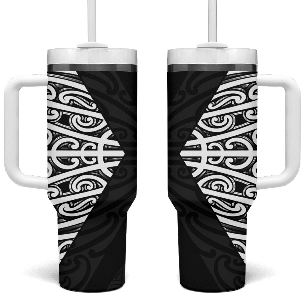 Black New Zealand Puhoro Maori Tattoo Tumbler With Handle