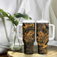 New Zealand Tuatara Tumbler With Handle Aotearoa Maori Clematis Flowers - Gold