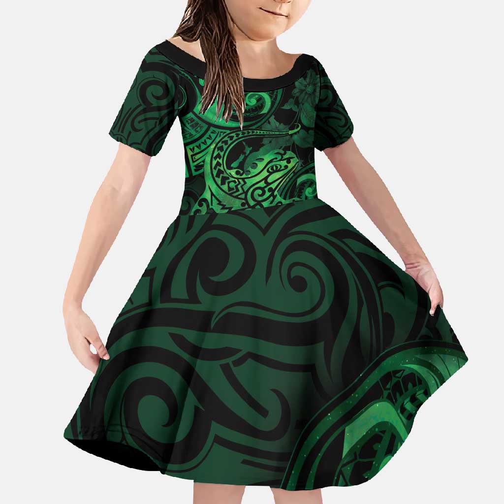 New Zealand Tuatara Family Matching Off Shoulder Maxi Dress and Hawaiian Shirt Aotearoa Maori Clematis Flowers - Green LT14 Daughter's Dress Green - Polynesian Pride