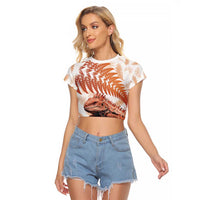 Red New Zealand Tuatara Raglan Cropped T Shirt Aotearoa Sphenodon Punctatus Silver Fern