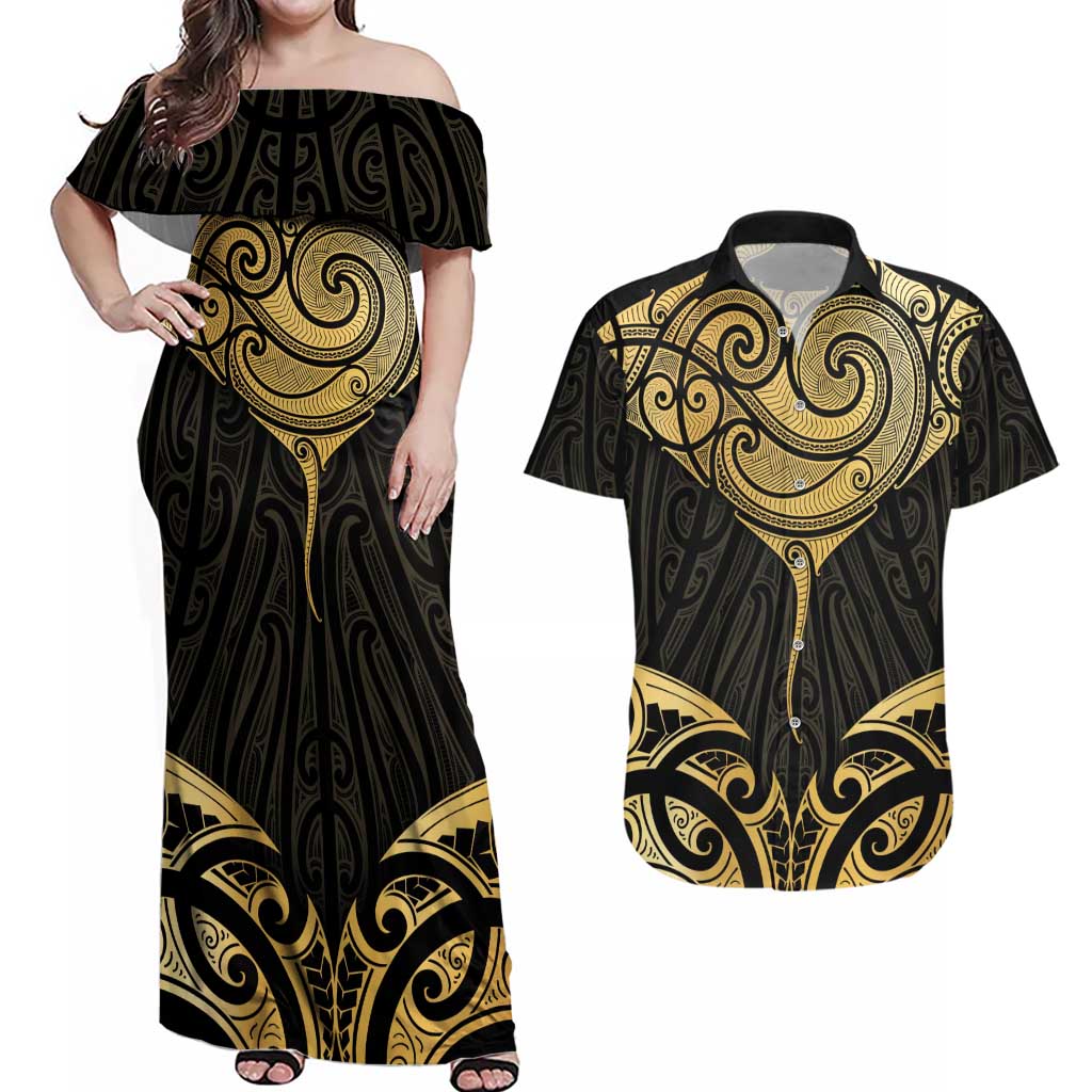 Gold Black New Zealand Manta Ray Couples Matching Off Shoulder Maxi Dress and Hawaiian Shirt Aotearoa Maori Haehae LT14 Black - Polynesian Pride