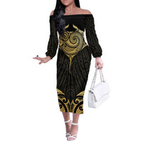 Gold Black New Zealand Manta Ray Family Matching Off The Shoulder Long Sleeve Dress and Hawaiian Shirt Aotearoa Maori Haehae LT14 Mom's Dress Black - Polynesian Pride