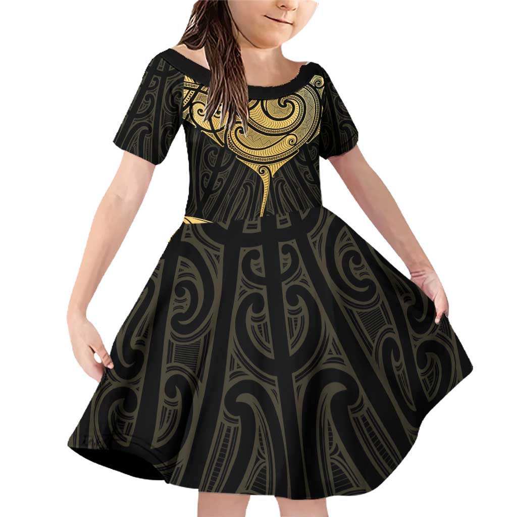 Gold Black New Zealand Manta Ray Family Matching Off Shoulder Short Dress and Hawaiian Shirt Aotearoa Maori Haehae LT14 Daughter's Dress Black - Polynesian Pride