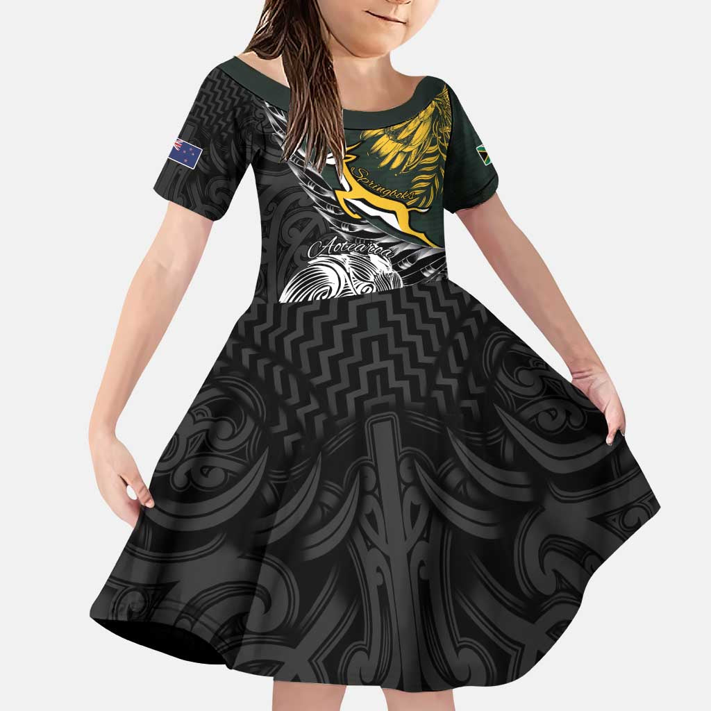 New Zealand and South Africa Rugby Personalised Family Matching Puletasi and Hawaiian Shirt Maori Kiwi With Springboks LT15 Daughter's Dress Black - Polynesian Pride