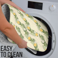 Hawaiian Pikake Maile Lei Bathroom Set Tiare Hibiscus Kalo Palapalai Leaf Beige