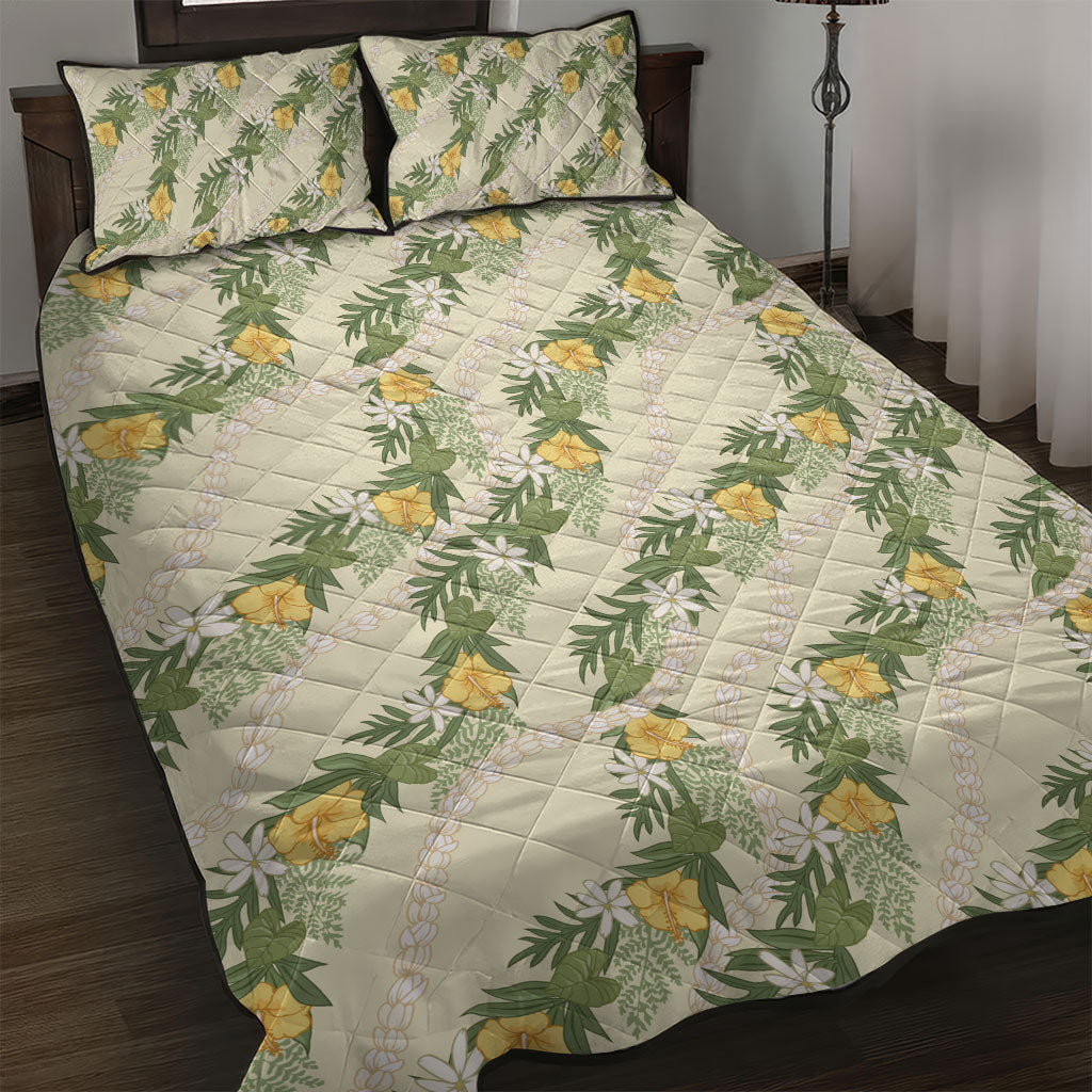 Hawaiian Pikake Maile Lei Quilt Bed Set Tiare Hibiscus Kalo Palapalai Leaf Beige