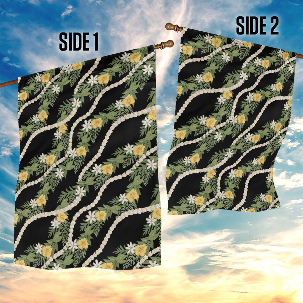 Hawaiian Pikake Maile Lei Garden Flag Tiare Hibiscus Kalo Palapalai Leaf Black