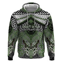 Aotearoa Iwi Ngati Awa Personalised Zip Hoodie Maori Kowhaiwhai Pattern LT19 Pullover Hoodie Green - Polynesian Pride