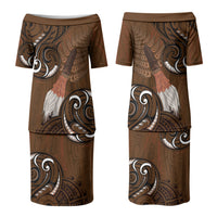 New Zealand Taiaha Couples Matching Puletasi and Hawaiian Shirt Maori Weapon Silver Fern Maori Pattern