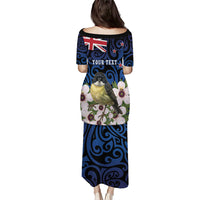 Tomtit New Zealand Personalised Puletasi Miromiro Manuka Flower Maori Pattern