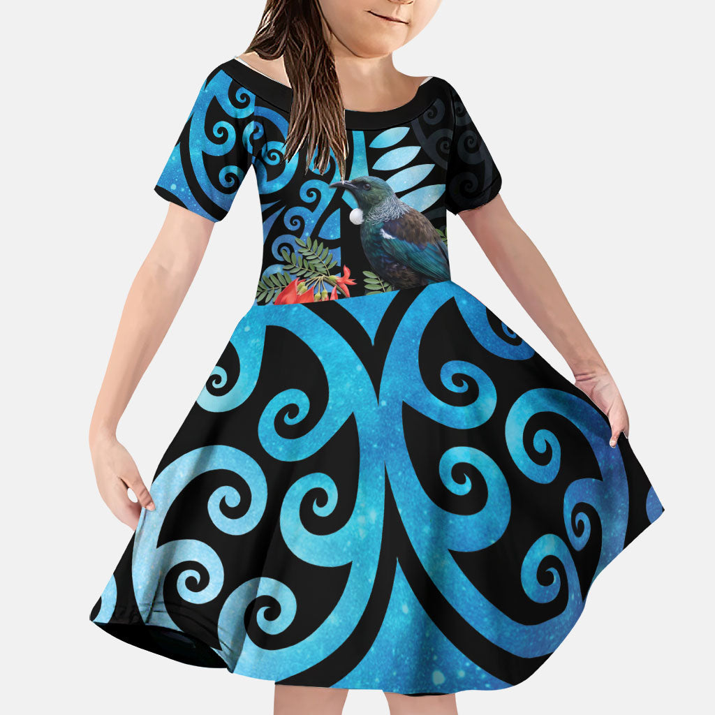 Tui Bird Kakabeak New Zealand Family Matching Short Sleeve Bodycon Dress and Hawaiian Shirt Clianthus Galaxy Maori Koru Pattern LT22 Daughter's Dress Blue - Polynesian Pride