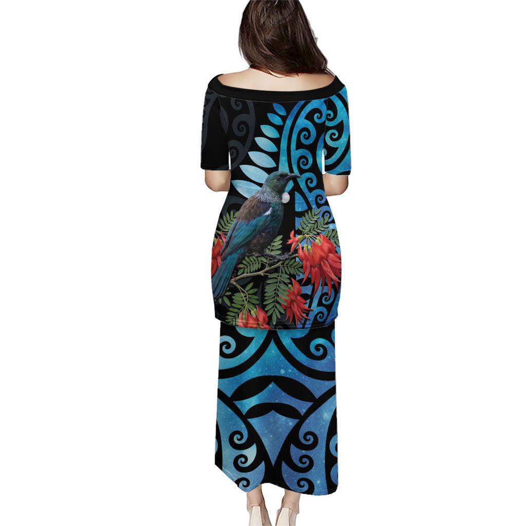 Tui Bird Kakabeak New Zealand Puletasi Clianthus Galaxy Maori Koru Pattern