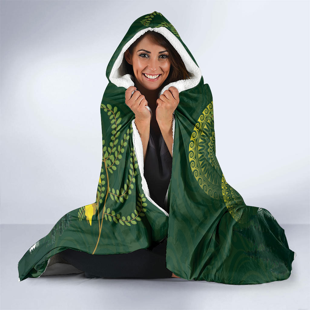 Kea Bird Kowhai New Zealand Hooded Blanket Mountain Landscape Maori Art