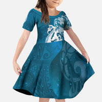 New Zealand Matariki Family Matching Puletasi and Hawaiian Shirt Maori Manaia Galaxy Silver Fern Blue Color LT22 Daughter's Dress Blue - Polynesian Pride