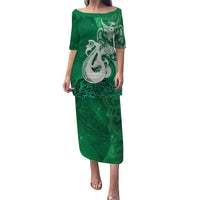 New Zealand Matariki Family Matching Puletasi and Hawaiian Shirt Maori Manaia Galaxy Silver Fern Green Color LT22 Mom's Dress Green - Polynesian Pride