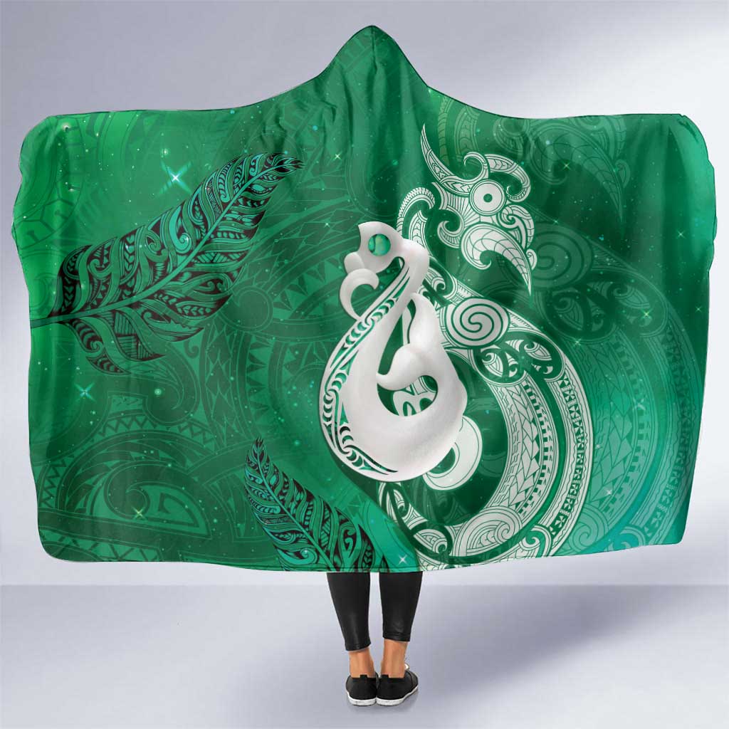 New Zealand Matariki Hooded Blanket Maori Manaia Galaxy Silver Fern Green Color