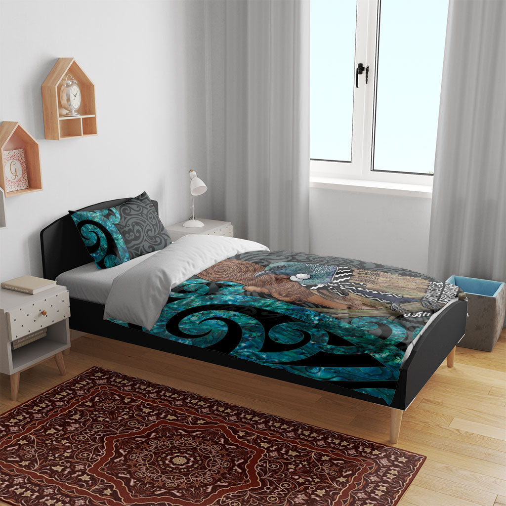 New Zealand Tui Bird Wahaika Bedding Set Maori Weapon Paua Shell Koru Pattern