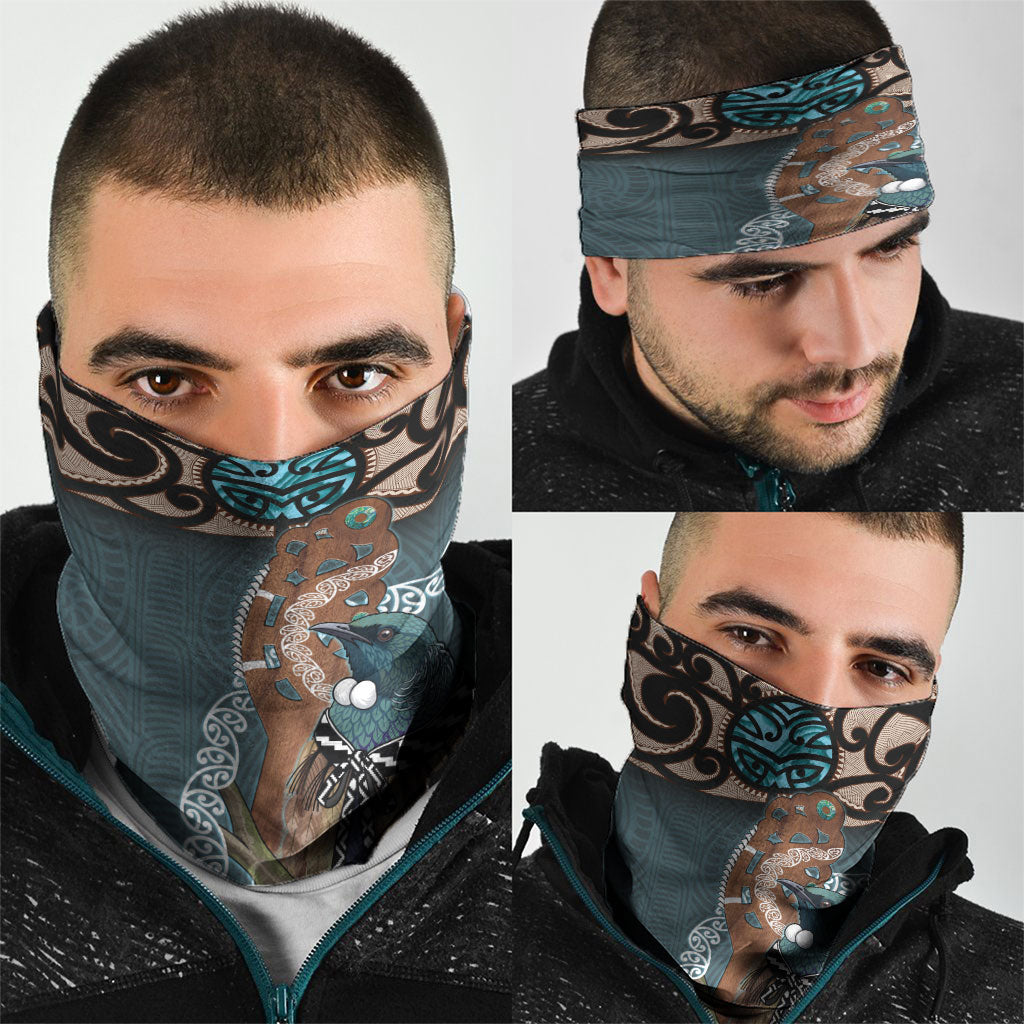 New Zealand Tui Bird Maripi Neck Gaiter Maori Weapon Kowhaiwhai Pattern