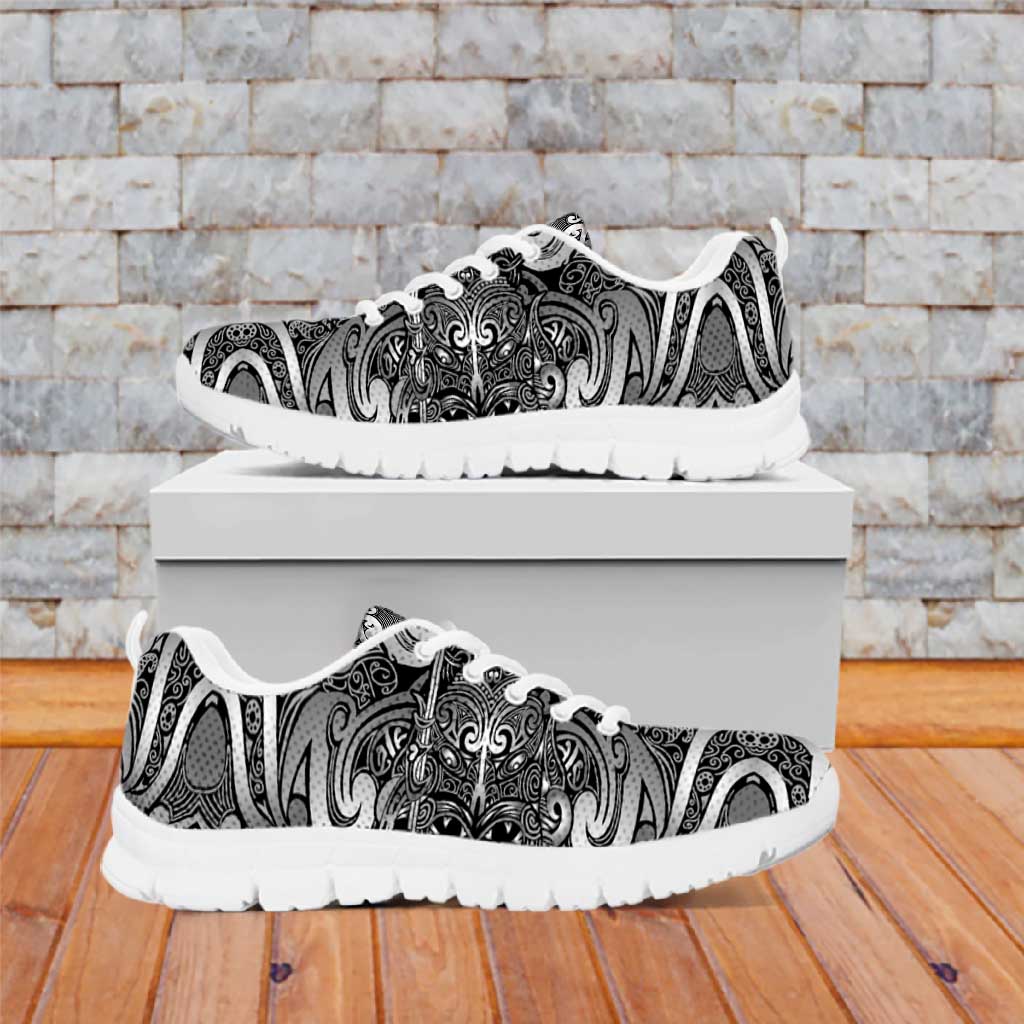 New Zealand Taiaha Maori Sneakers Kiwikiwi Minimalist Silver Fern Tukutuku Motif LT9 White - Polynesian Pride