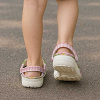 Squares Puakenikeni and Kalo Clogs Shoes Pink Palaka Hawaiian Quilt Pattern - Polynesian Pride