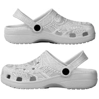 Super Samoa 685 Tribal Tattoo Clogs Shoes Siapo Pattern All-White Edition LT03 - Polynesian Pride