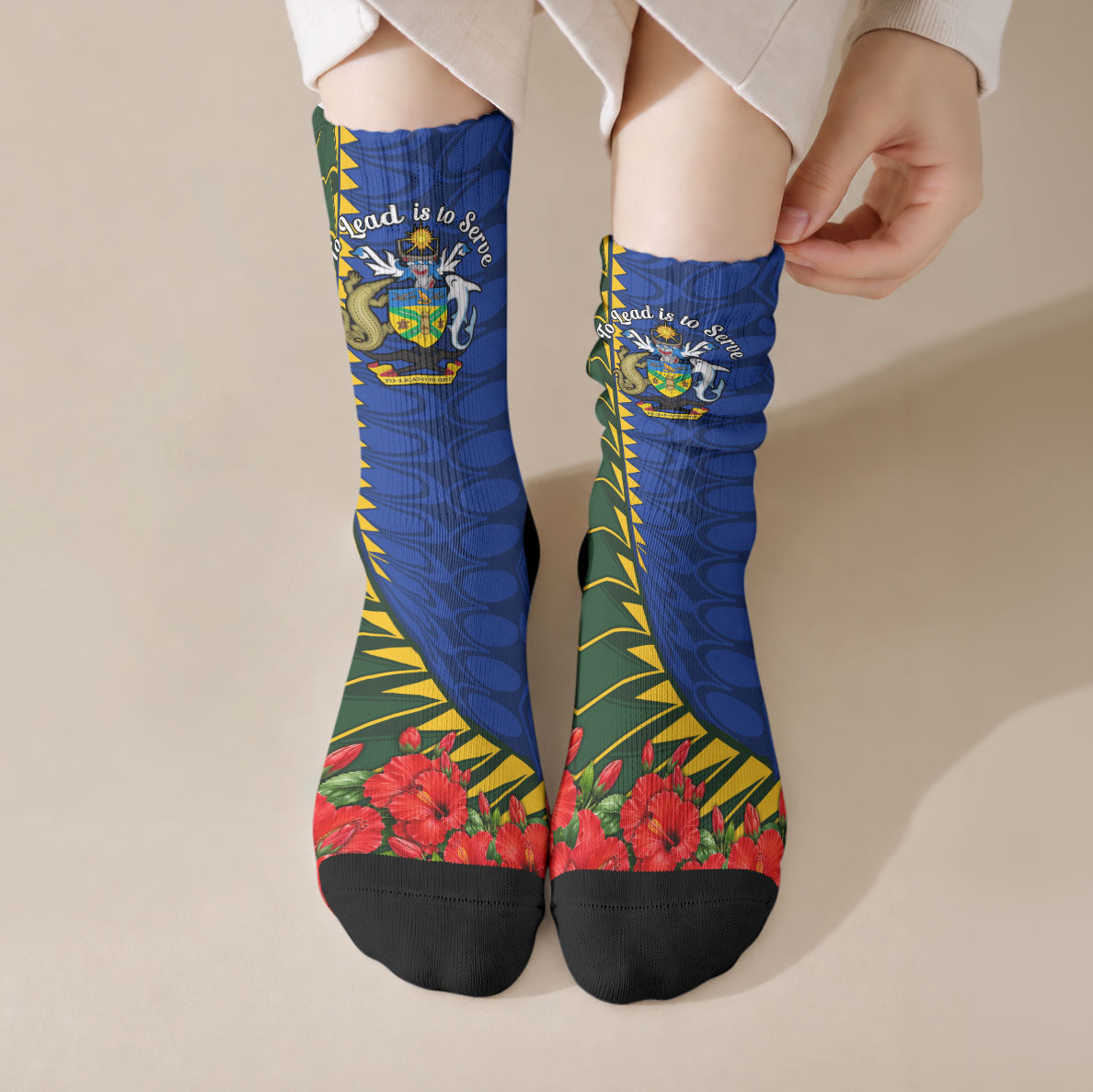 Solomon Islands Sea Turtle Crew Socks Patriotic Flag Coat Of Arms Tribal Hibiscus TS04 Crew Socks Blue Green - Polynesian Pride