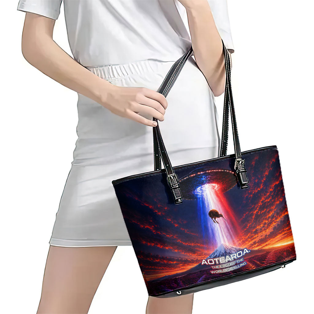 New Zealand Aotearoa Kiwi UFO Leather Tote Bag Sci-Fi Galaxy Sunset Sky Tower And Mountain