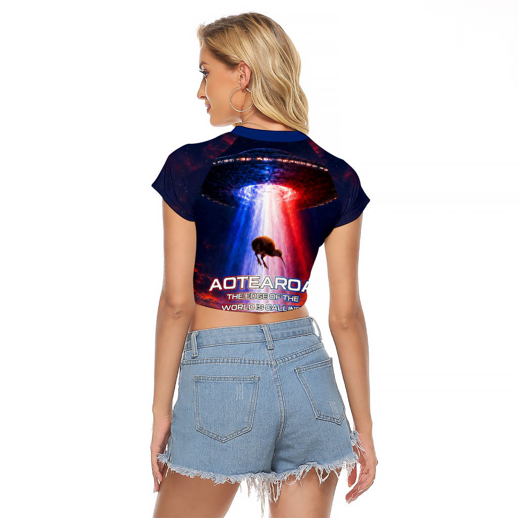 New Zealand Aotearoa Kiwi UFO Raglan Cropped T Shirt Sci-Fi Galaxy Sunset Sky Tower And Mountain