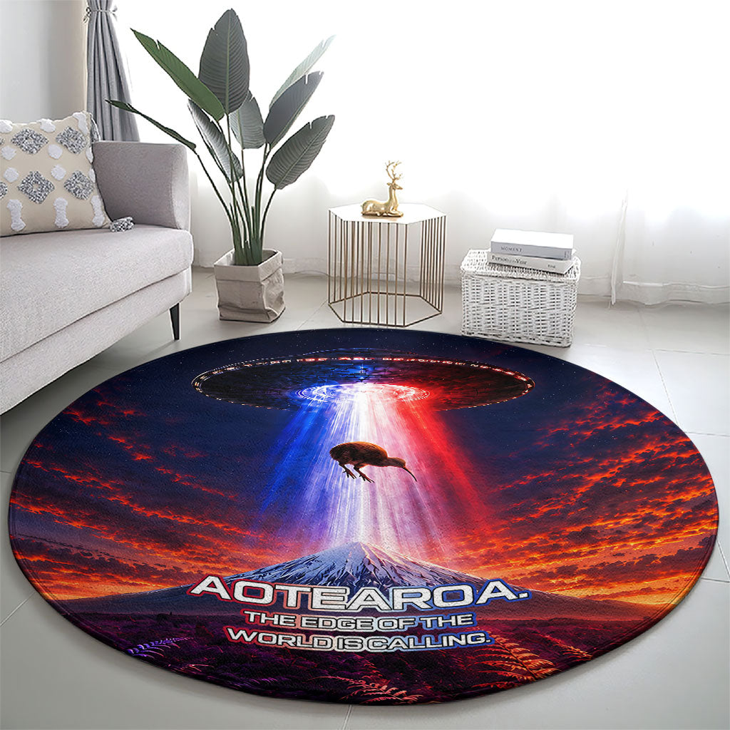 New Zealand Aotearoa Kiwi UFO Round Carpet Sci-Fi Galaxy Sunset Sky Tower And Mountain