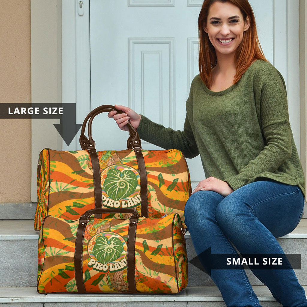 Hawaiian Piko Lani Cultivate I Ka Piko Aloha Travel Bag Retro Psychedelic Taro Leaf - Hibiscus Flowers